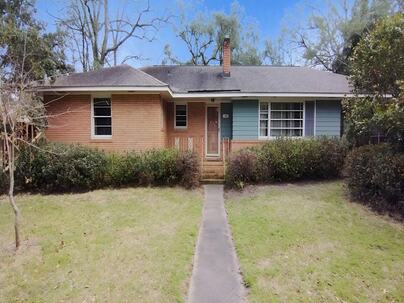 Photo 1 of 18 : 146 Chadwick Drive