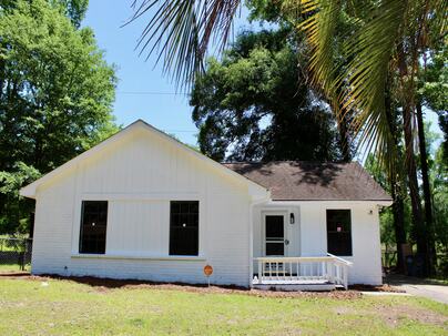 Photo 1 of 25 : 7774 Ginger Lane