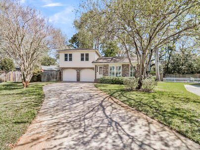 Photo 1 of 25 : 931 Night Heron Drive