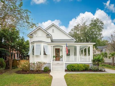 Photo 1 of 25 : 1345 Langford Road