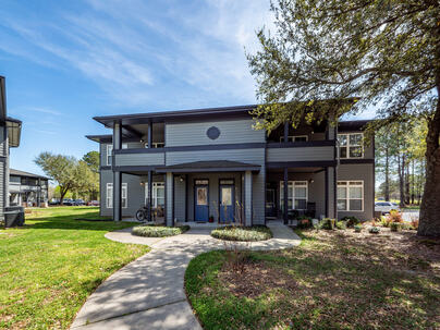 Photo 1 of 25 : 3106 Mariners Way