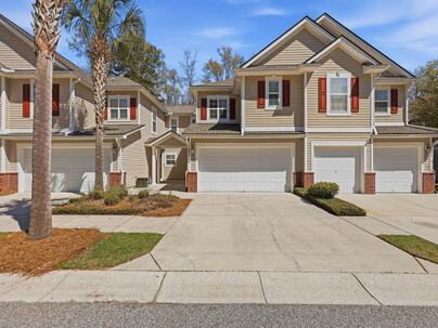 Photo 1 of 25 : 5150 Trump Street, #602