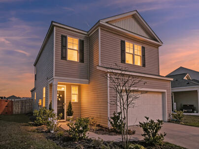 Photo 1 of 25 : 683 Ladywood Drive