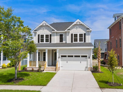 Photo 1 of 25 : 218 Creek Pointe Drive Drive