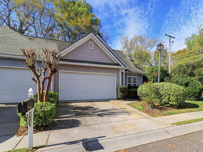 Photo 1 of 25 : 2101 Tibbett Court