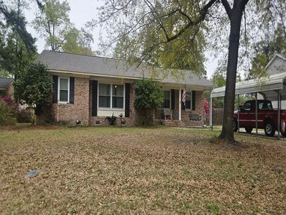 Photo 1 of 10 : 106 Poppy Drive