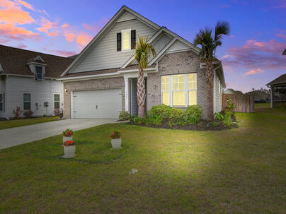 Photo 1 of 25 : 349 Long Pier Street