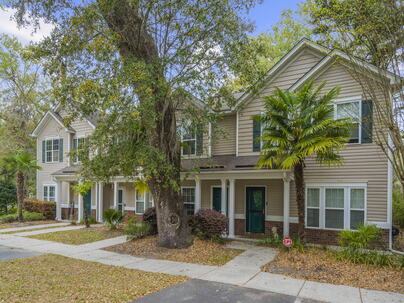 Photo 1 of 25 : 105 Chinquapin Drive