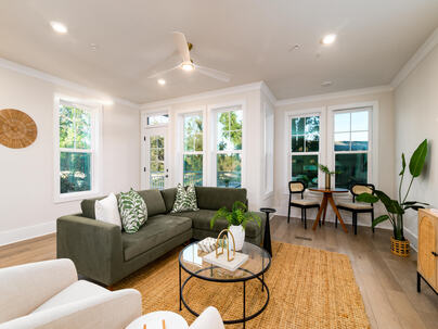 Photo 1 of 25 : 1150 Valdosta Street, #Unit 302