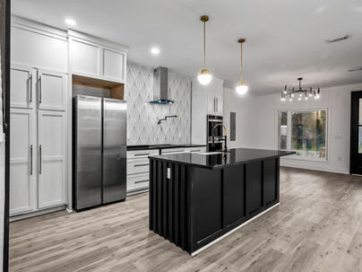 Photo 1 of 25 : 5829 Althea Avenue