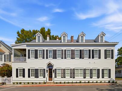 Photo 1 of 25 : 218 Venning Street, #Unit 2