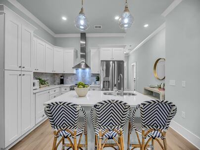 Photo 1 of 22 : 7515 Indigo Palms Way