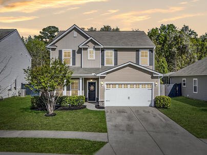 Photo 1 of 25 : 1903 Toland Court