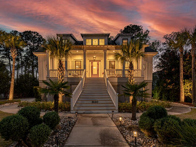 Photo 1 of 25 : 2120 Malcolm Road