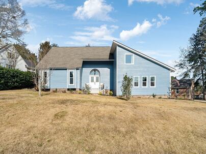 Photo 1 of 25 : 302 Santee Drive