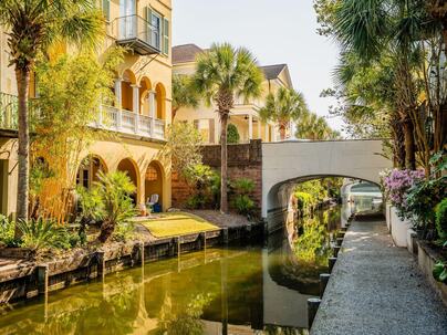 Photo 1 of 25 : 19 Krier Lane