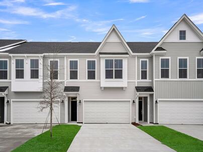 Photo 1 of 25 : 13 Dahlberg Street