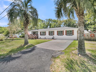 Photo 1 of 25 : 104 Cannon Avenue