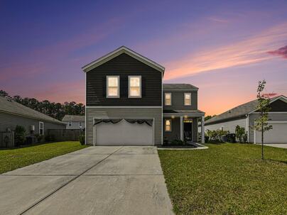 Photo 1 of 25 : 219 Rubles Lane