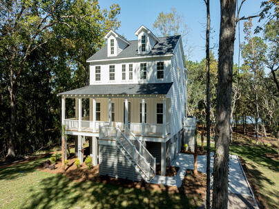 Photo 1 of 25 : 1430 Lieben Road