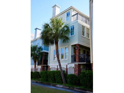 Photo 1 of 25 : 103 Grand Pavilion Boulevard