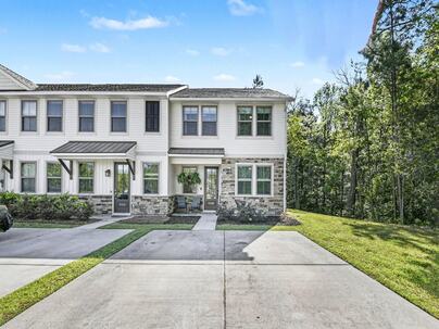 Photo 1 of 25 : 5140 Park Creek Avenue