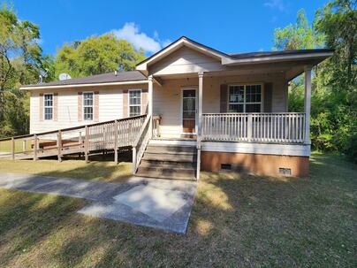 Photo 1 of 16 : 5024 Mauss Hill Road