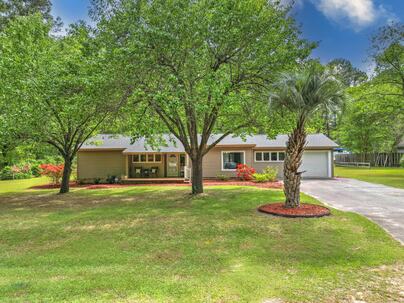 Photo 1 of 25 : 1005 Sanoree Drive