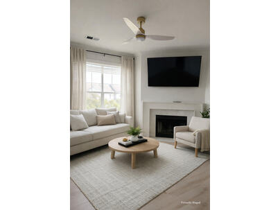 Photo 1 of 25 : 130 River Landing Drive, #3310