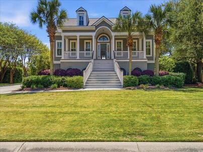 Photo 1 of 25 : 4248 Haulover Drive