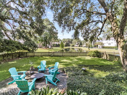 Photo 1 of 25 : 3124 Treadwell Street