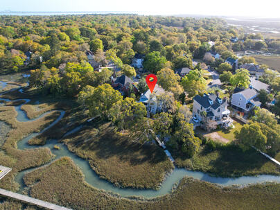 Photo 1 of 25 : 887 Parrot Creek Way