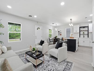 Photo 1 of 17 : 2670 Louise Drive