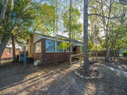 Photo 1 of 24 : 51 Colleton Drive