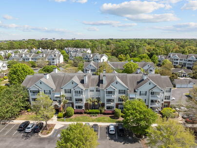 Photo 1 of 25 : 45 Sycamore Avenue, #638