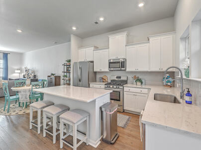 Photo 1 of 25 : 316 Spindlewood Way