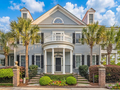 Photo 1 of 25 : 62 Fernandina Street