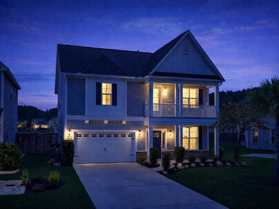 Photo 1 of 25 : 242 Saxony Loop