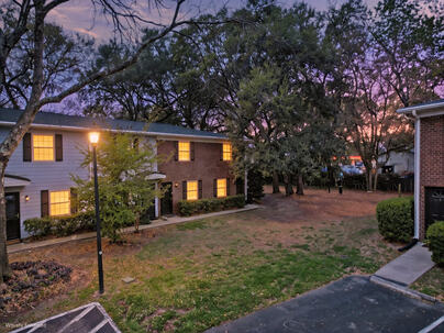 Photo 1 of 25 : 21 Rivers Point Row, #Apt 9g