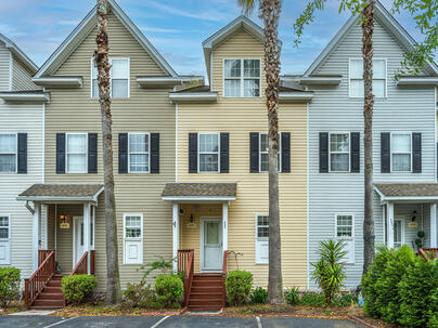 Photo 1 of 25 : 4933 Lake Palmetto Lane