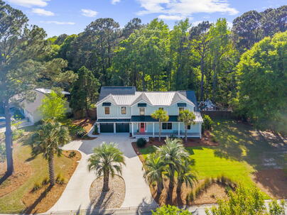 Photo 1 of 25 : 978 Law Lane