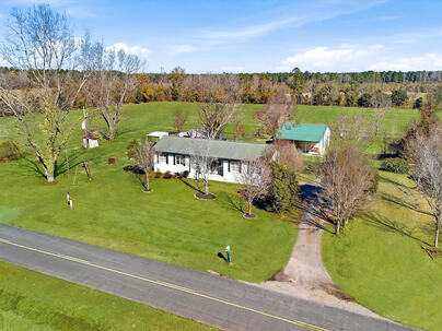 Photo 1 of 25 : 1239 Gemini Drive