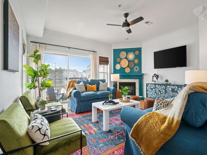 Photo 1 of 25 : 4729 Arco Lane