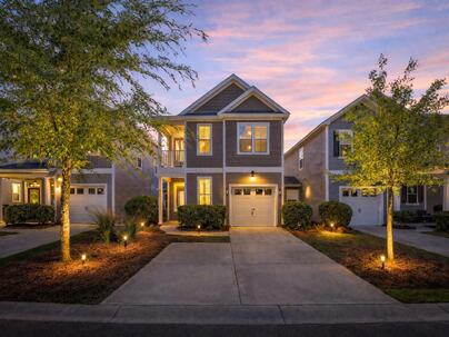 Photo 1 of 25 : 2701 Poplar Grove Place