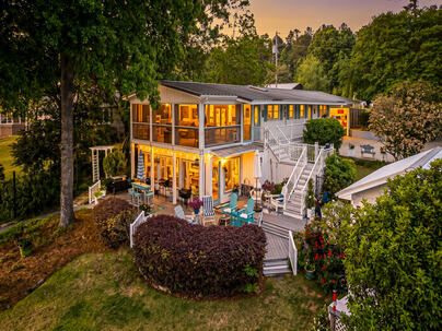 Photo 1 of 25 : 1204 Joyner Drive