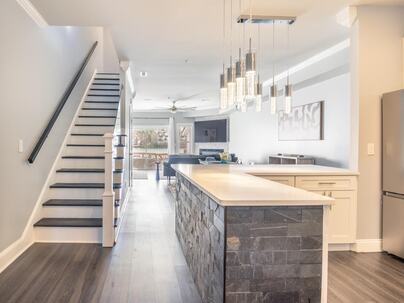 Photo 1 of 25 : 4741 Arco Lane