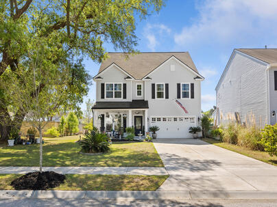 Photo 1 of 25 : 2008 Lanneau Lane