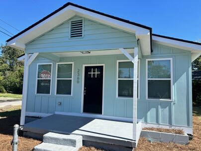 Photo 1 of 11 : 2363 Cosmopolitan Street