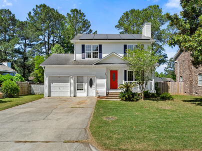 Photo 1 of 25 : 606 Dolphin Drive