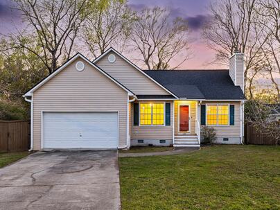 Photo 1 of 25 : 1099 Farmington Road